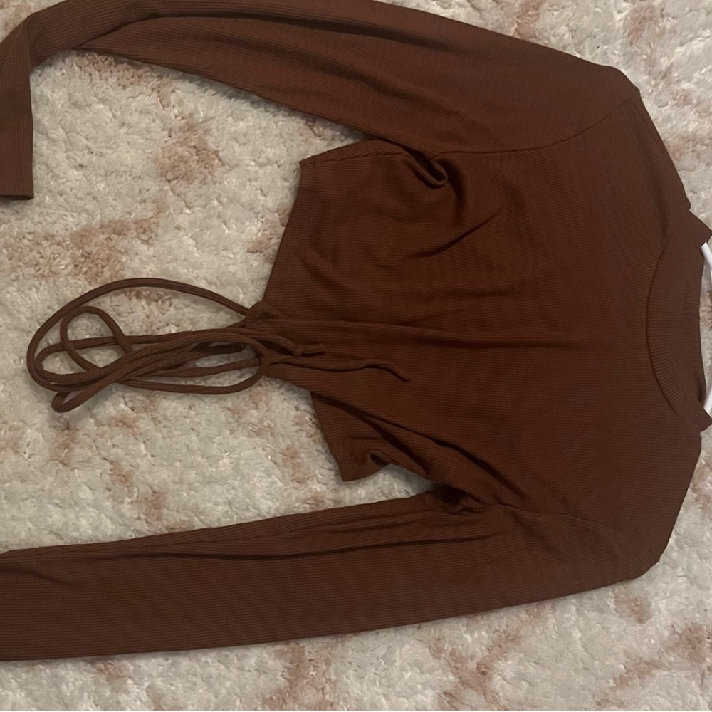 Fashion Nova Brown Long Sleeve Crop Tie Front Blouse